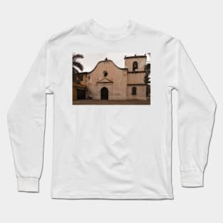 Iglesia De La Merced - 1 © Long Sleeve T-Shirt